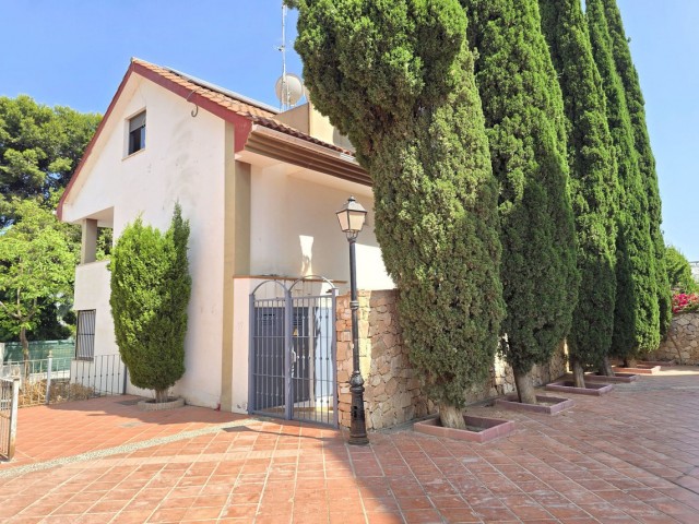 4 Bedrooms Townhouse in Benalmadena Costa
