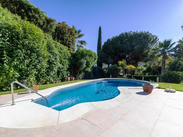 4 Soveroms Villa i Marbella