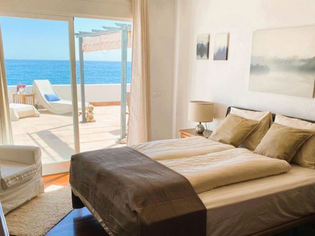 3 Soveroms Villa i Estepona