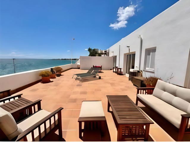 3 Sovrums Villa i Estepona