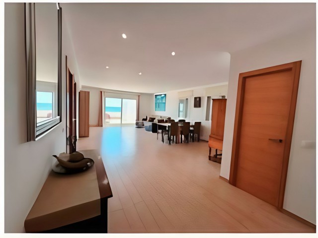 3 Sovrums Villa i Estepona