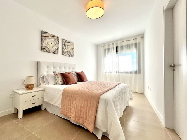 Maison mitoyenne avec 3 Chambres  à Estepona