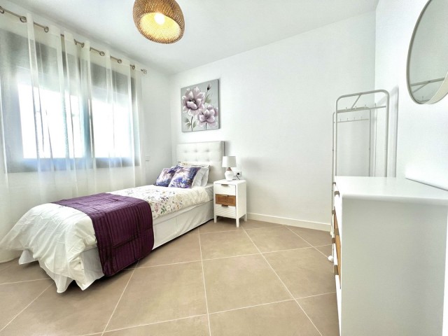 Maison mitoyenne avec 3 Chambres  à Estepona