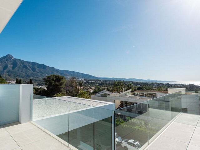 Villa, Nueva Andalucia, R5063695