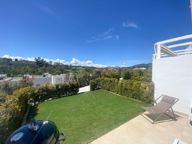 Maison mitoyenne avec 3 Chambres  à Estepona