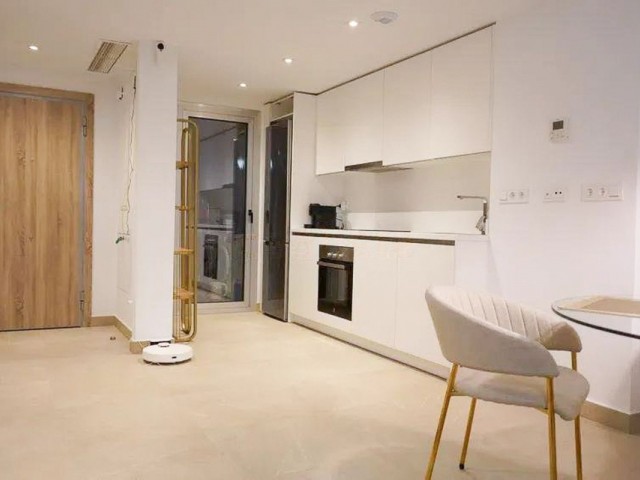 Maison mitoyenne avec 3 Chambres  à Estepona
