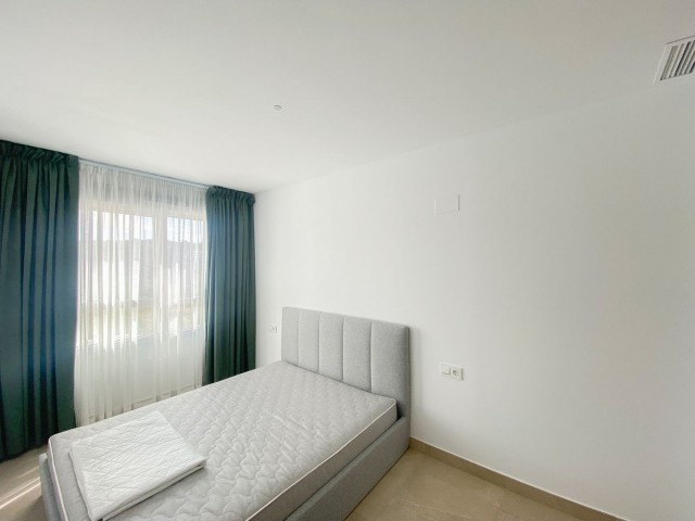 Maison mitoyenne avec 3 Chambres  à Estepona