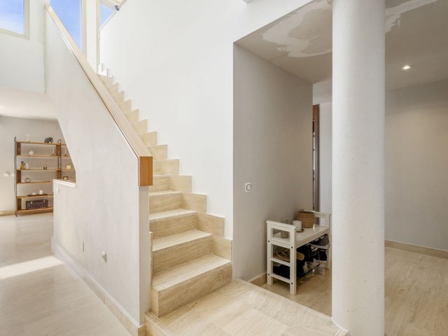 Penthouse avec 5 Chambres  à La Cala de Mijas