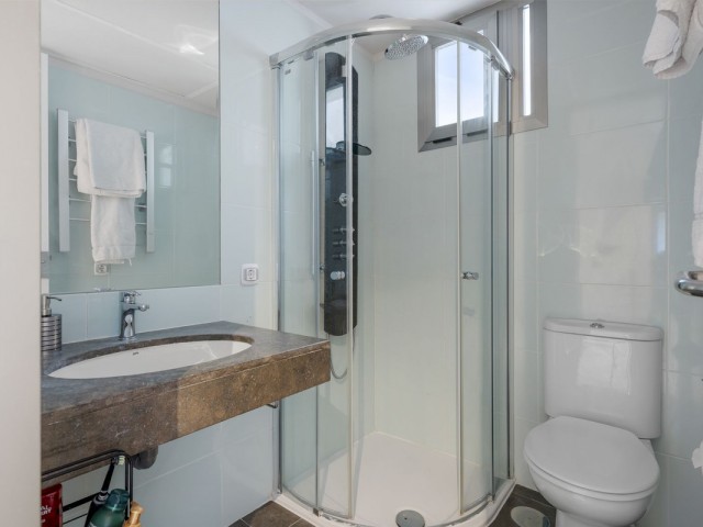 Penthouse avec 5 Chambres  à La Cala de Mijas