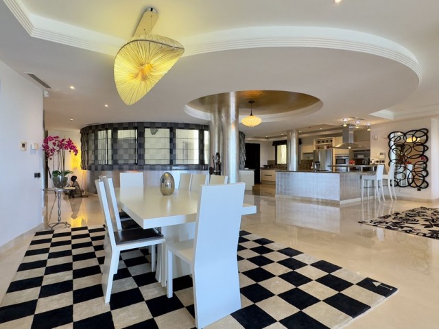 3 Schlafzimmer Apartment in Puerto Banús