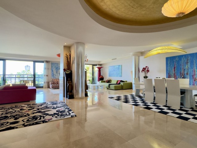 3 Schlafzimmer Apartment in Puerto Banús