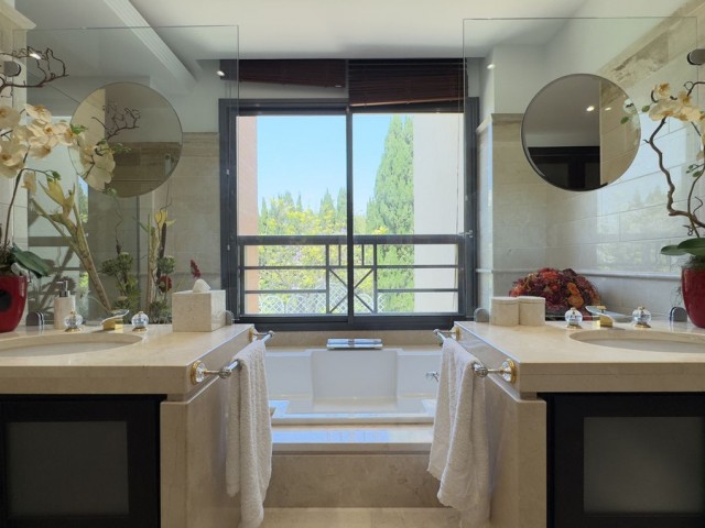 3 Schlafzimmer Apartment in Puerto Banús