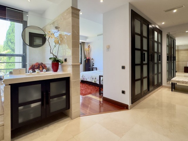 3 Schlafzimmer Apartment in Puerto Banús