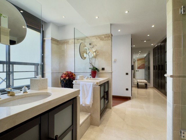 3 Schlafzimmer Apartment in Puerto Banús