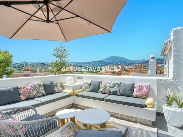 3 Schlafzimmer Reihenhaus in Nueva Andalucía