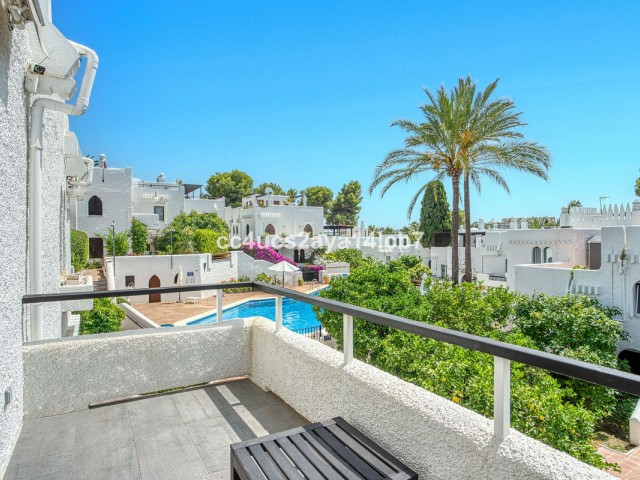 3 Schlafzimmer Reihenhaus in Nueva Andalucía