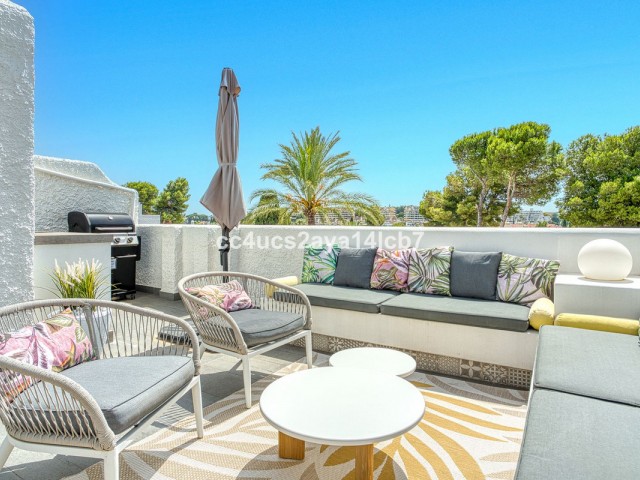 3 Schlafzimmer Reihenhaus in Nueva Andalucía