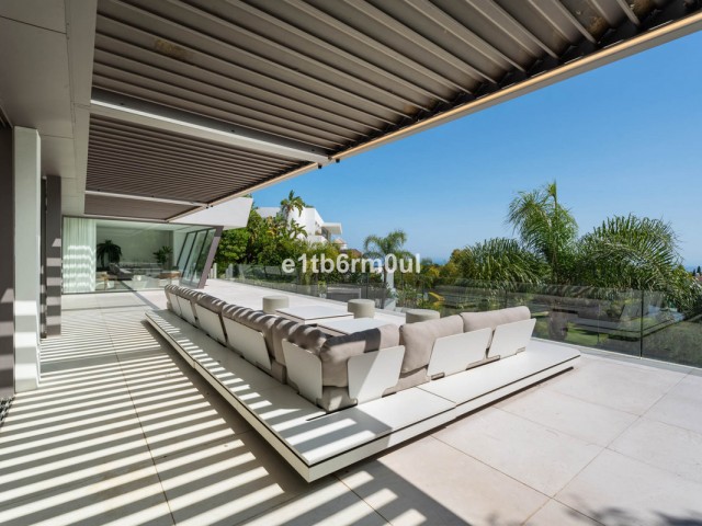 6 Sovrums Villa i La Quinta