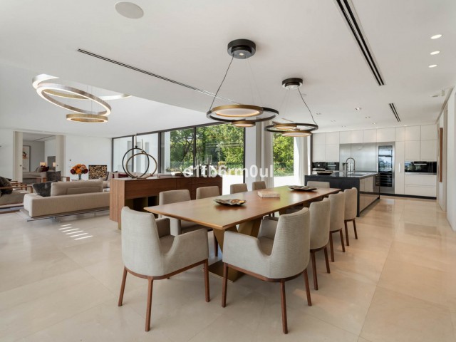 Villa avec 6 Chambres  à La Quinta