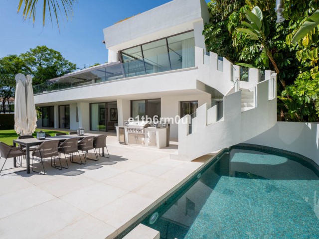 Villa avec 6 Chambres  à La Quinta