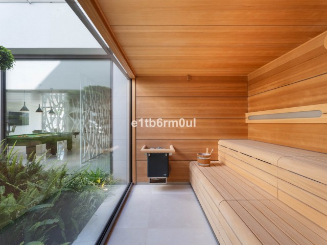 Villa avec 6 Chambres  à La Quinta