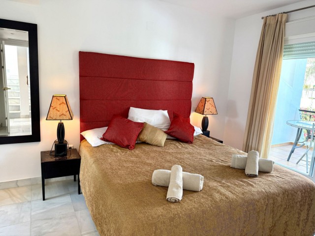 3 Slaapkamer Rijtjeshuis in Nueva Andalucía