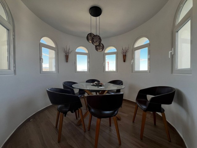 4 Sovrums Villa i Estepona