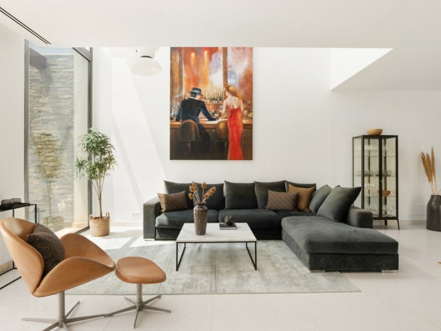 5 Bedrooms Villa in Cabopino