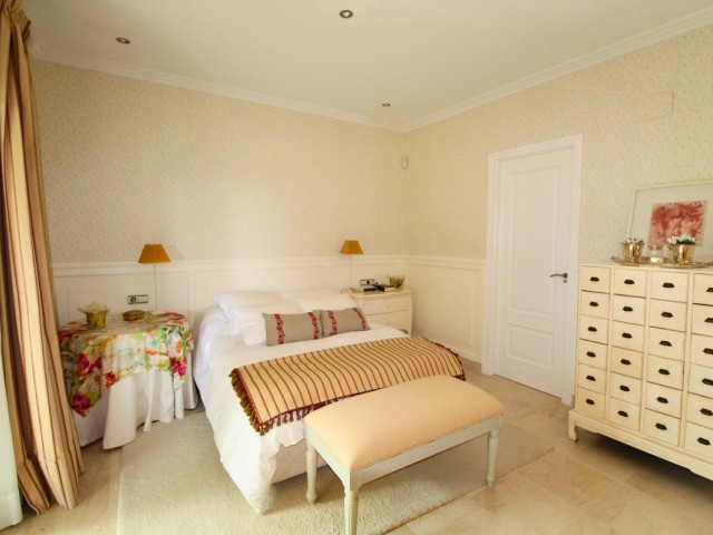 2 Slaapkamer Appartement in San Roque Club