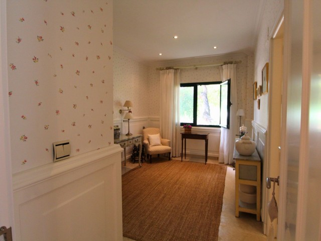 Apartamento con 2 Dormitorios  en San Roque Club