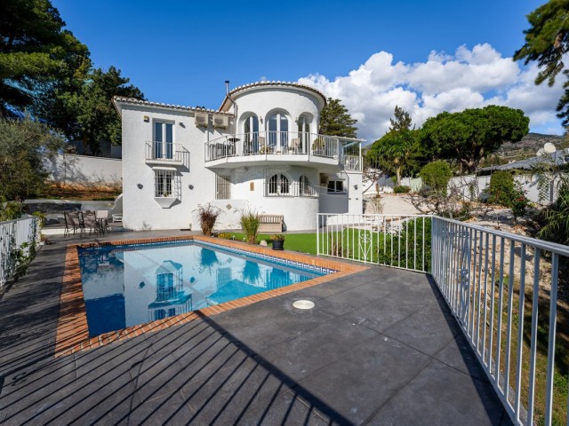 Villa con 3 Dormitorios  en Mijas