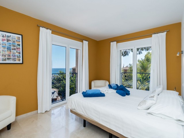 Villa avec 5 Chambres  à La Cala de Mijas