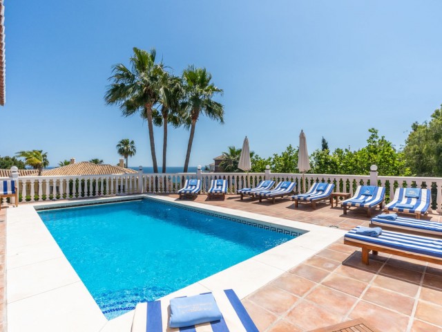 Villa avec 5 Chambres  à La Cala de Mijas