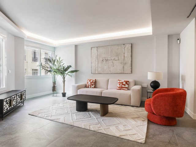 Apartamento con 3 Dormitorios  en Centro Histórico