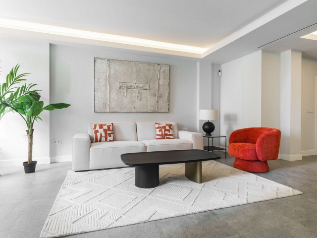 Apartamento con 3 Dormitorios  en Centro Histórico