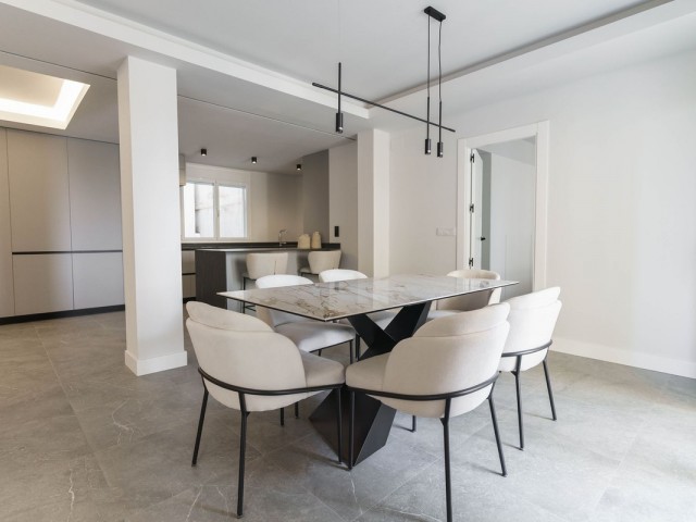 Apartamento con 3 Dormitorios  en Centro Histórico