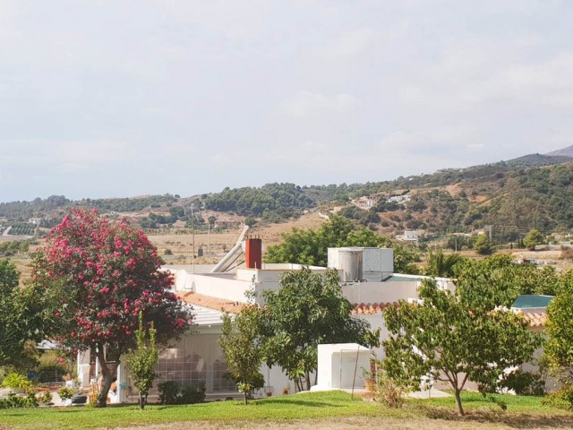 5 Sovrums Villa i Estepona