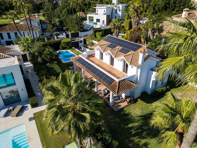 4 Sovrums Villa i Nueva Andalucía