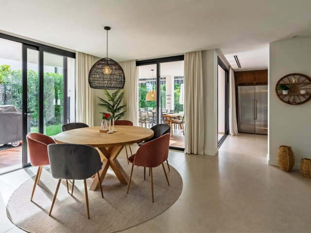 4 Sovrums Villa i Nueva Andalucía