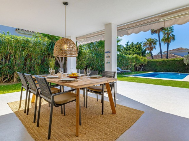 4 Slaapkamer Villa in Nueva Andalucía