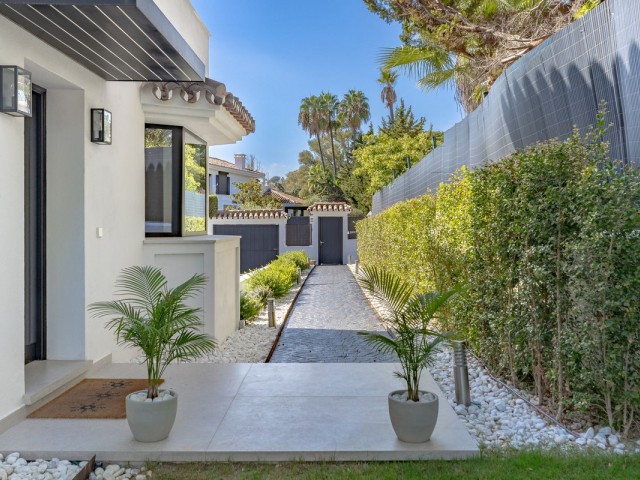 4 Slaapkamer Villa in Nueva Andalucía