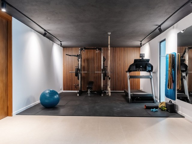 Villa avec 4 Chambres  à Nueva Andalucía