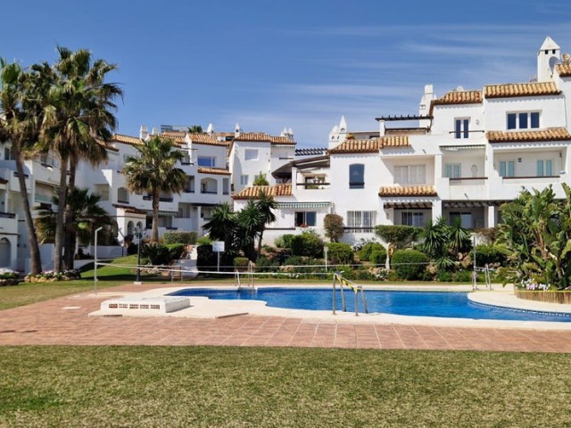3 Bedrooms Apartment in Calahonda
