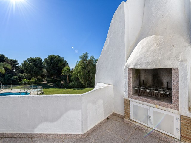 3 Bedrooms Apartment in Calahonda