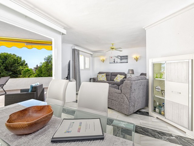 3 Bedrooms Apartment in Calahonda