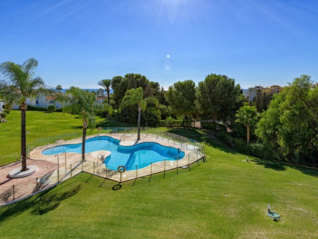 3 Bedrooms Apartment in Calahonda