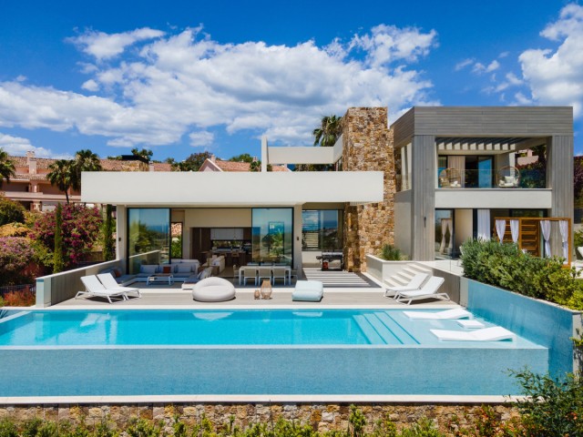 Villa, Nueva Andalucia, R5067415