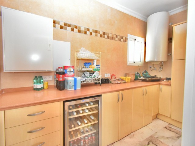 Villa con 6 Dormitorios  en Mijas