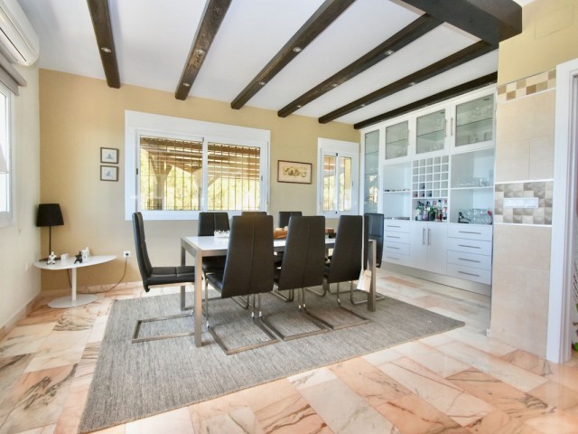6 Bedrooms Villa in Mijas