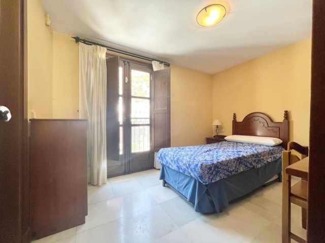 Apartamento con 3 Dormitorios  en Mijas